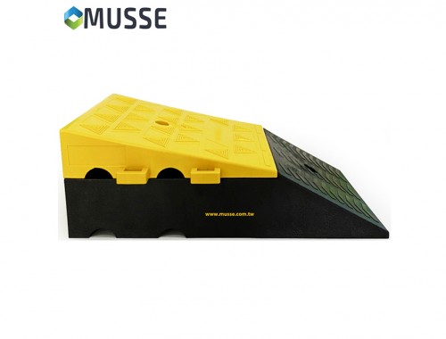 Rampa Portátil para Bordillos de PVC