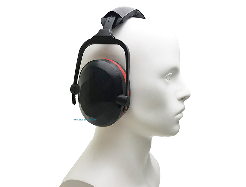 ear muffs for construction